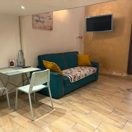 Indipendente Al Centro Di Appartamento *